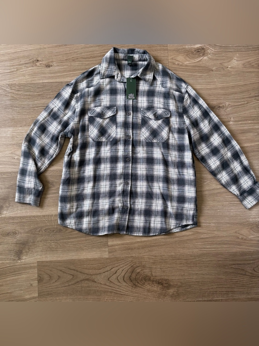 Wild Fable Green & White Plaid Button-Up Shirt Size S